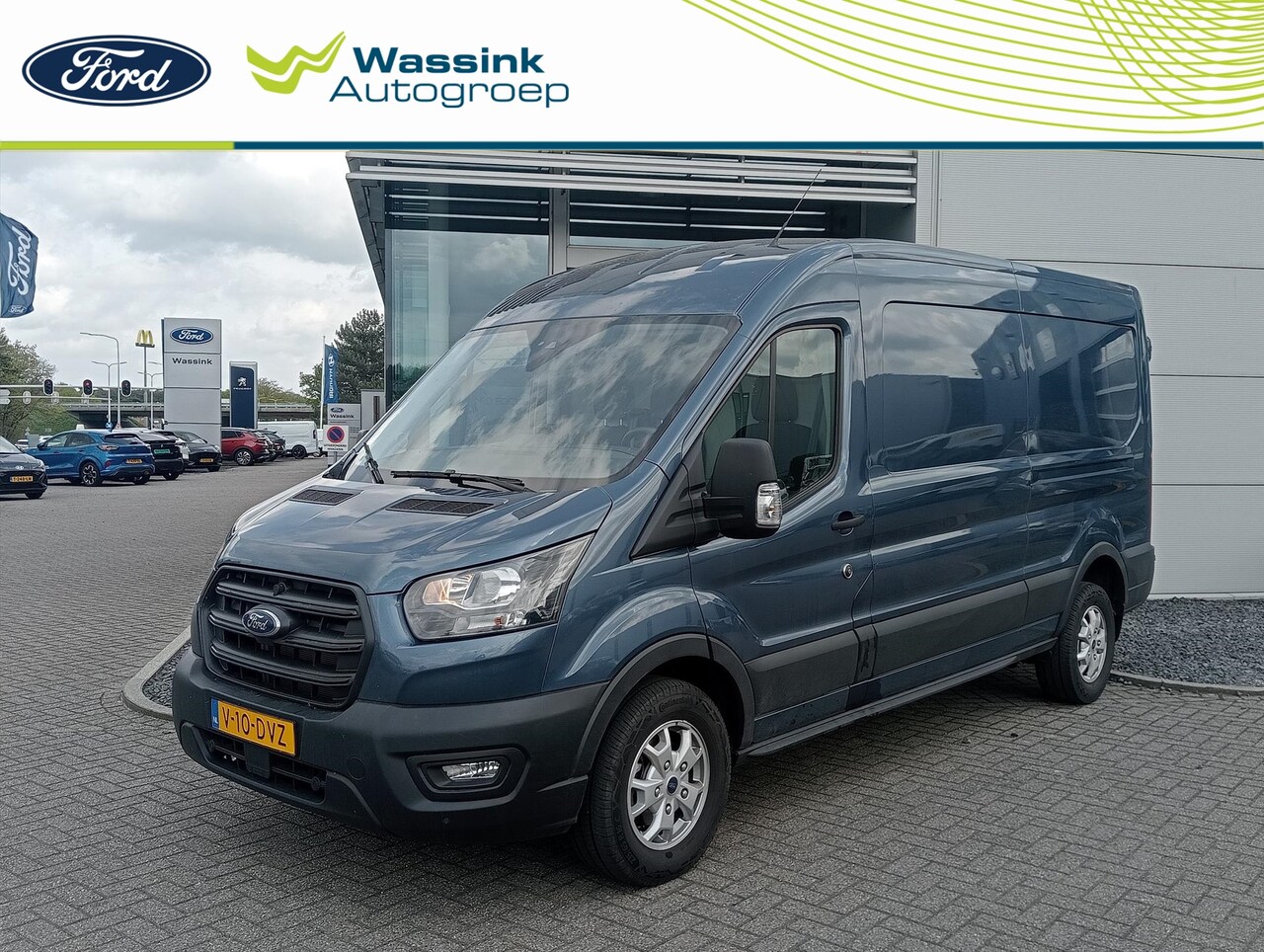 Ford Transit - GB 330 L3H2 TDCi 130pk FWD Automaat Trend | Trekhaak | Parkeer sensoren achter | - AutoWereld.nl