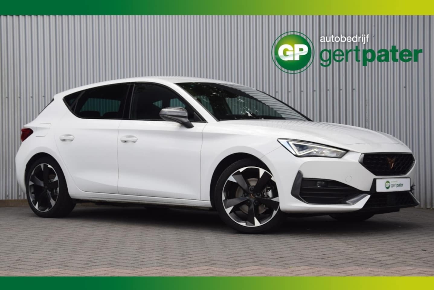 CUPRA Leon - 1.4 e-Hybrid Essential Limited Navi/LED/Keyless/AdaptiveCruise - AutoWereld.nl