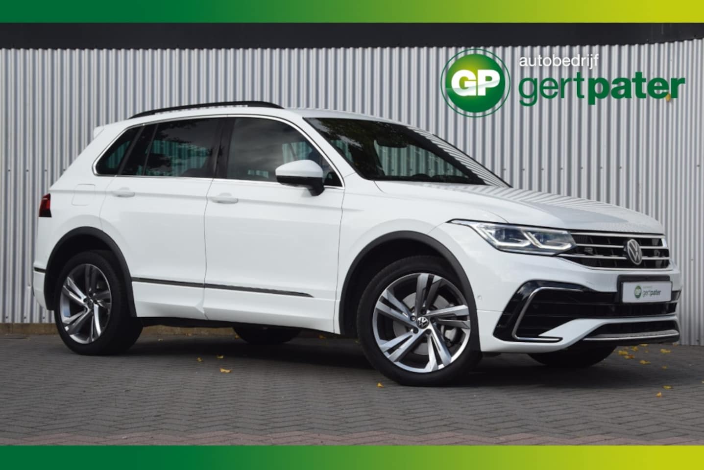 Volkswagen Tiguan - 1.4TSI eHybrid R-Line Trekhaak/TrailerAssist/LED Matrix/360 Came - AutoWereld.nl