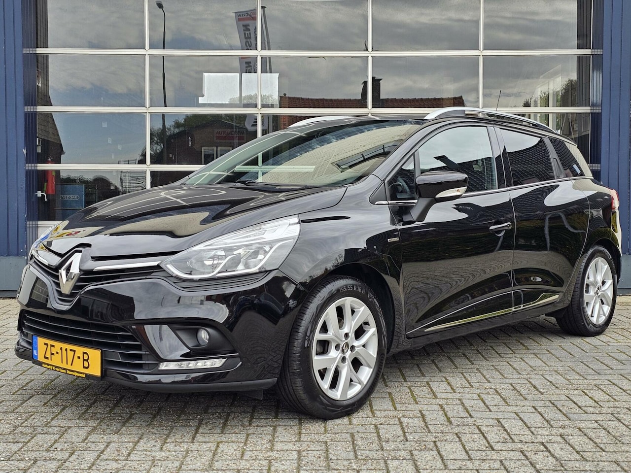 Renault Clio Estate - 0.9 TCe Limited 0.9 TCe Limited - AutoWereld.nl