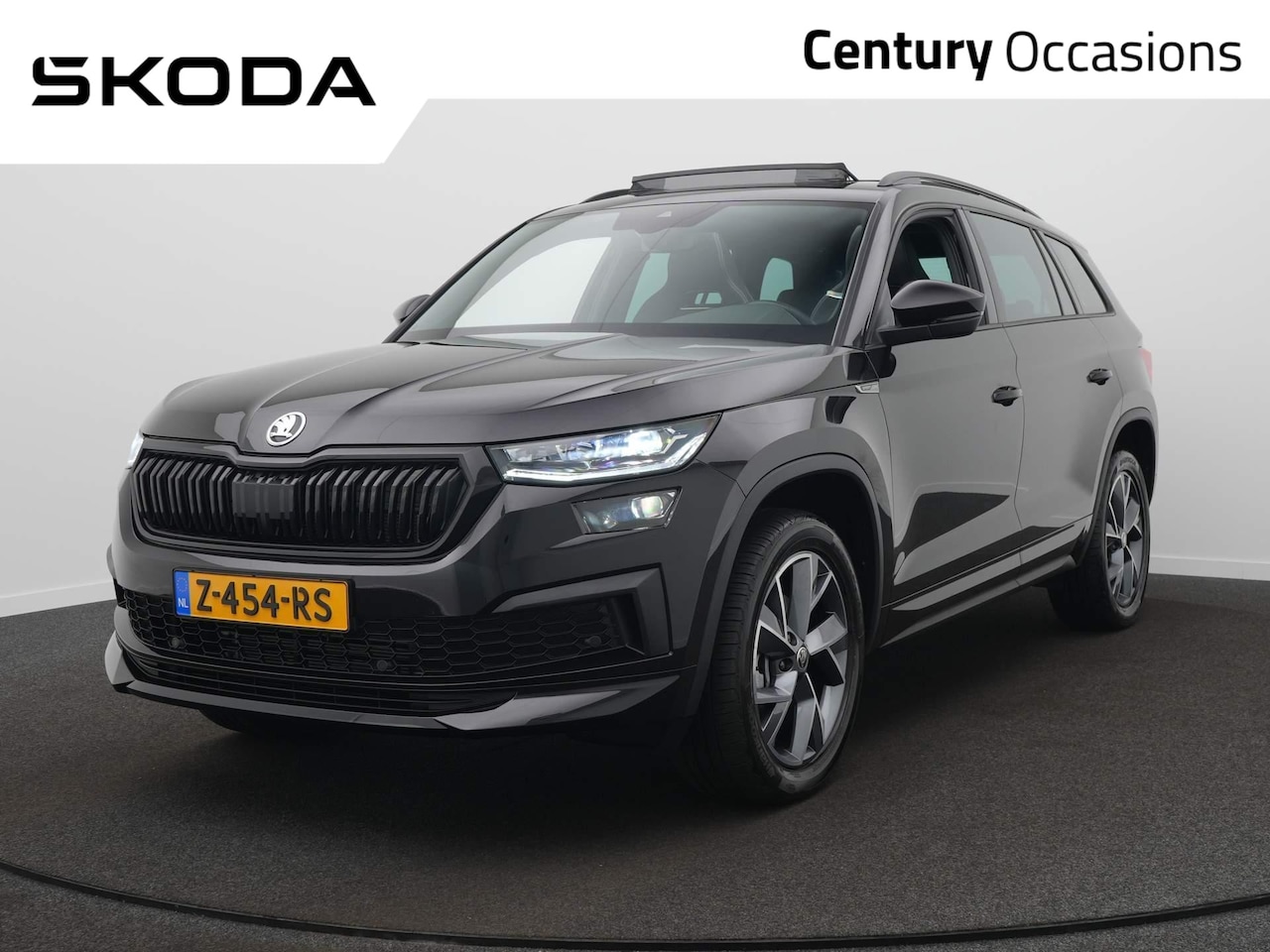 Skoda Kodiaq - 1.5 TSI Sportline Business 7p. Navi / Clima / Cruise / Panoramadak / Trekhaak / Camera - AutoWereld.nl