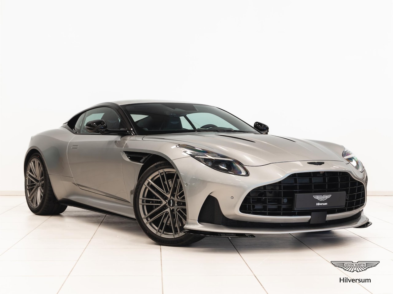 Aston Martin DB12 - Coupe NEW 2025 - AutoWereld.nl