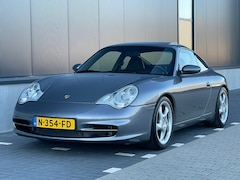 Porsche 911 - 3.6 Coupé Carrera