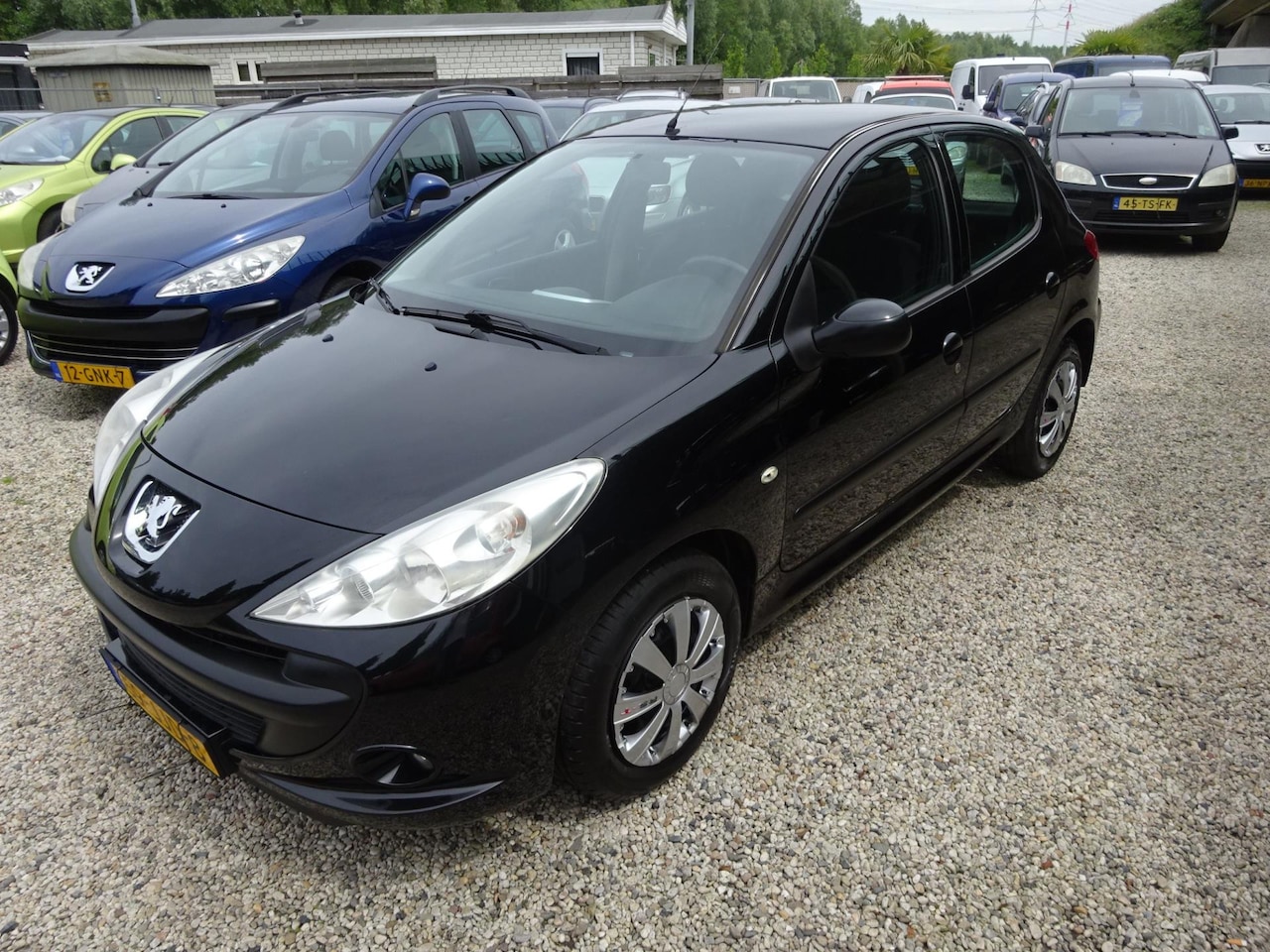 Peugeot 206 - 1.4 XS airco radio cd centr lock - AutoWereld.nl