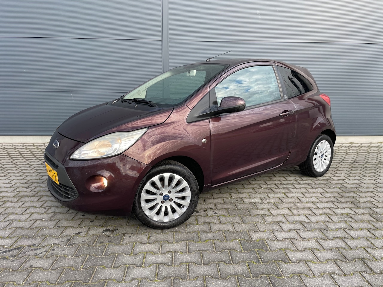 Ford Ka - 1.2 Titanium bouwjaar 2009 met nw apk - AutoWereld.nl