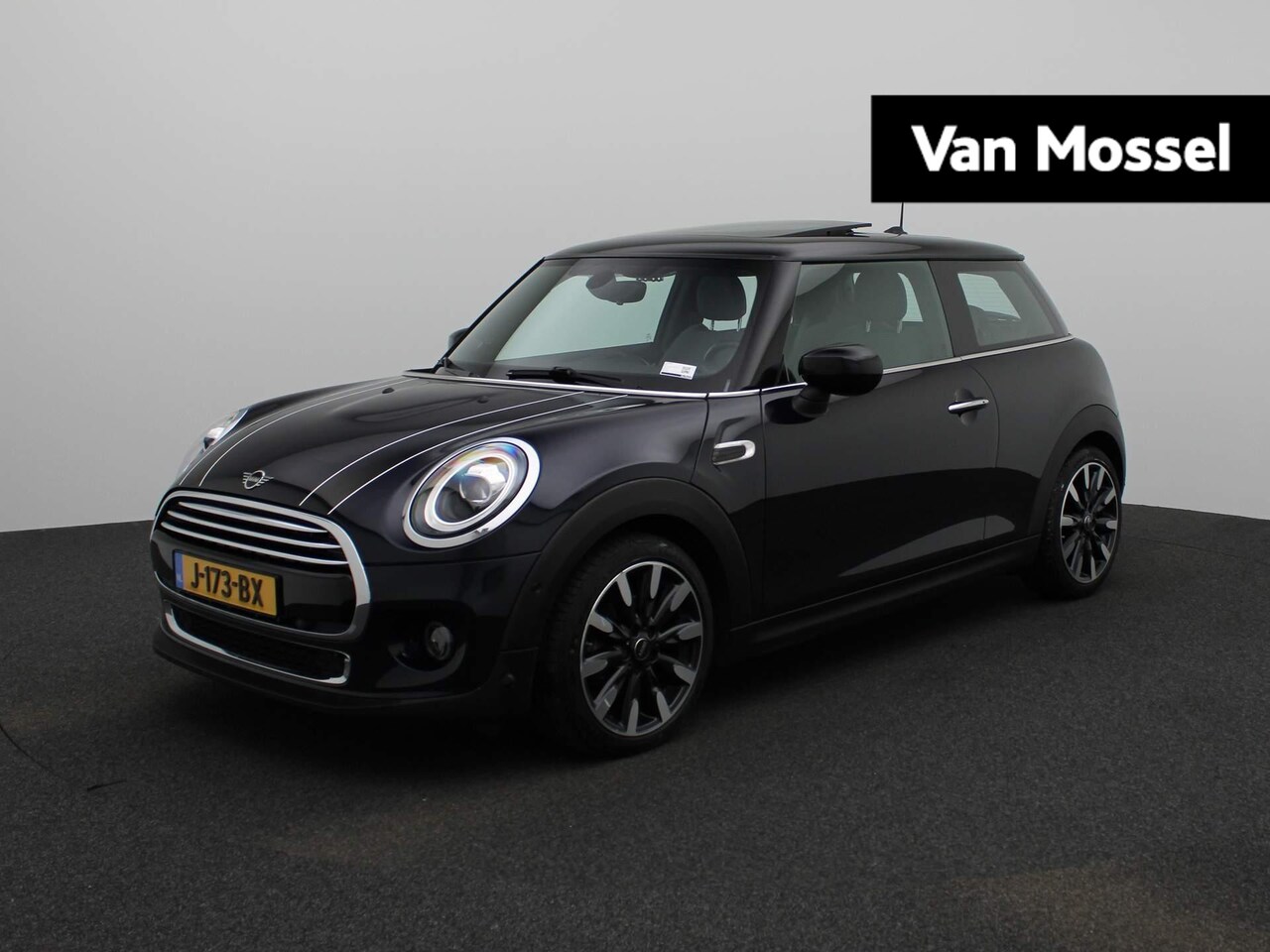 MINI Cooper - Mini 1.5 Chili | Automaat | Half-Leder | Panorama dak | Harman Kardon | Stoel verwarming | - AutoWereld.nl