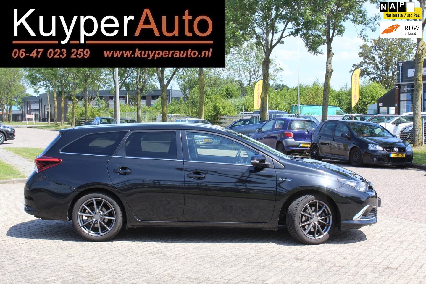 Toyota Auris Touring Sports - 1.8 Hybrid Lease Exclusive vol leder dealer onderh, nap garantie - AutoWereld.nl