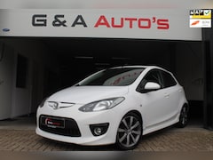 Mazda 2 - 2 1.5 CRUISE CTRL / STOELVERW / AC/ PARELMOER WIT