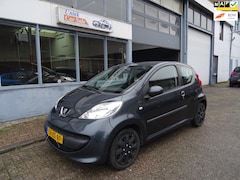 Peugeot 107 - 1.0-12V XS