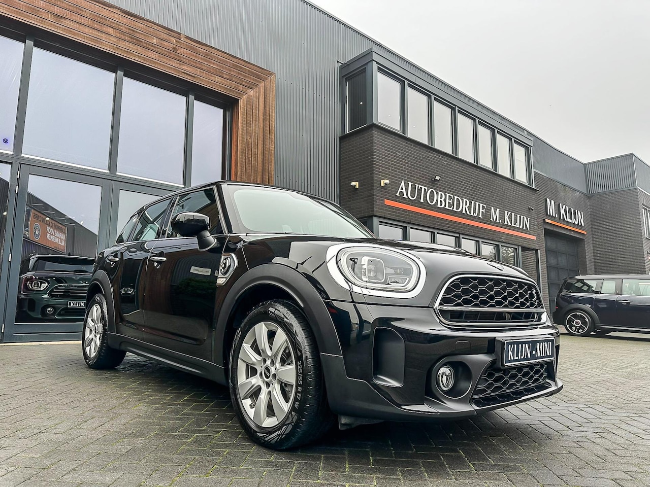 MINI Countryman - Mini 2.0 Cooper S E ALL4 Essential 220pk/nw model/led/navi/btw - AutoWereld.nl