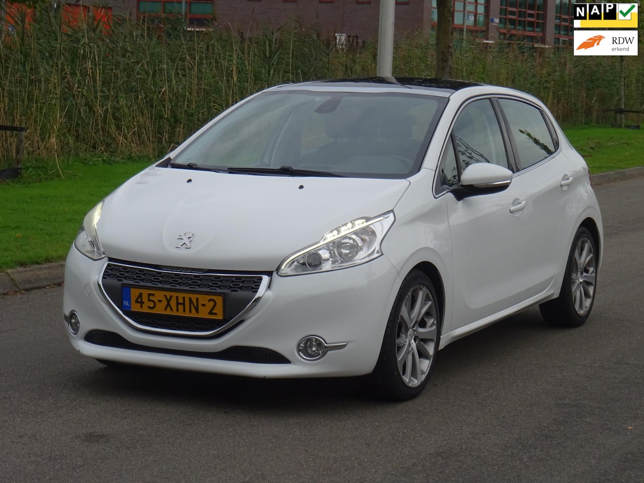 Peugeot 208 - 1.6 VTi Allure 5DRS NAP/PANORAMADAK/NAVI/LED/APK - AutoWereld.nl