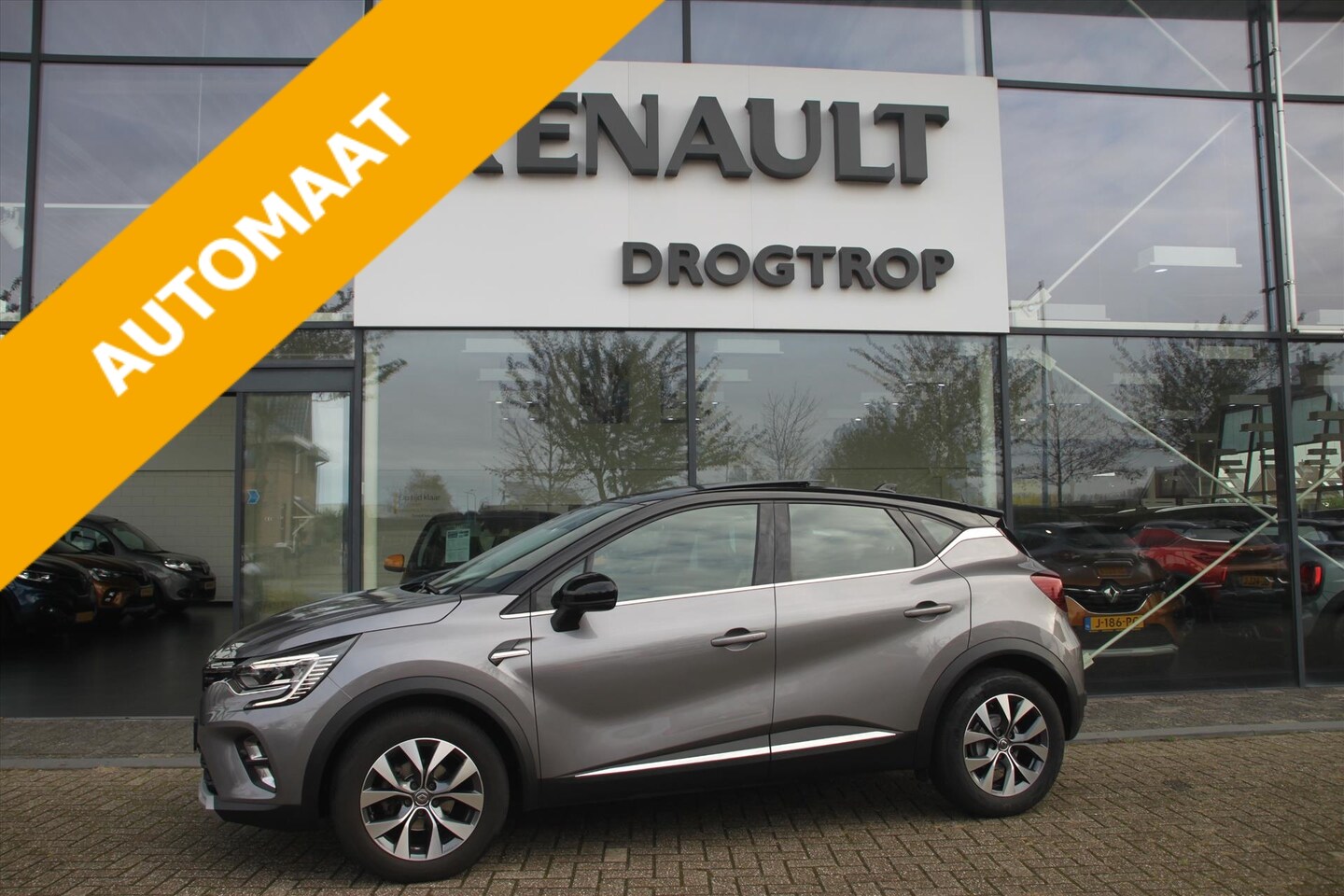 Renault Captur - 130PK-INTENS-AUTOM-59DKM-PANODAK-NAVI-CAMERA- - AutoWereld.nl