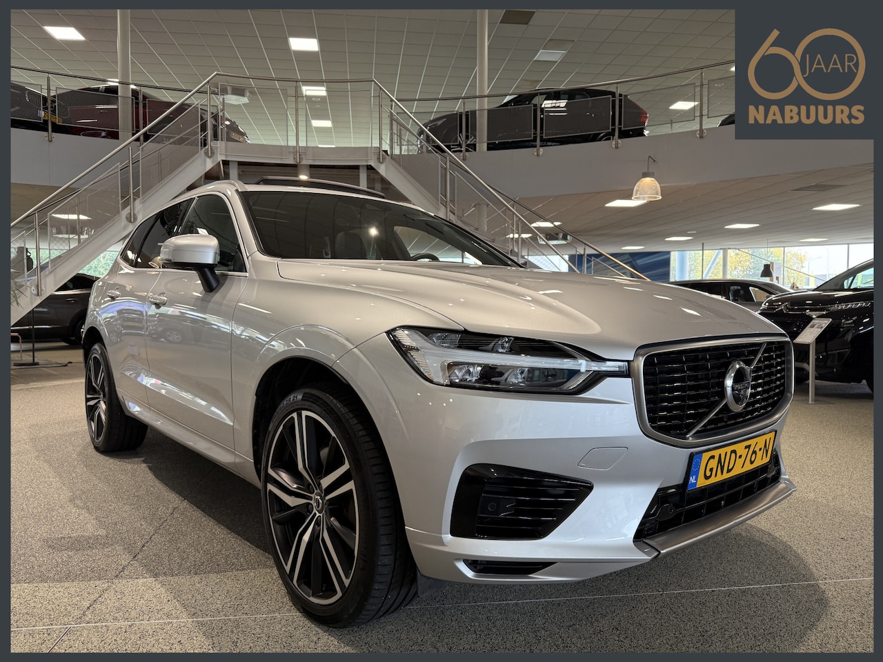 Volvo XC60 - 2.0 T8 391pk AWD R-Design, 21inch, Trekhaak, Pano, 360cam, H&K - AutoWereld.nl