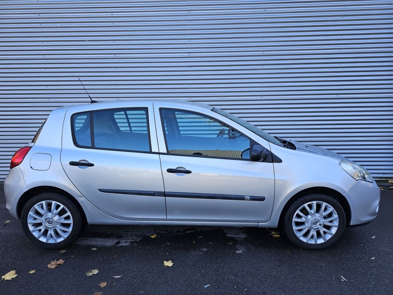 Renault Clio - 1.2 Special - AutoWereld.nl