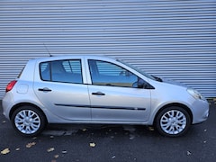 Renault Clio - 1.2 Special