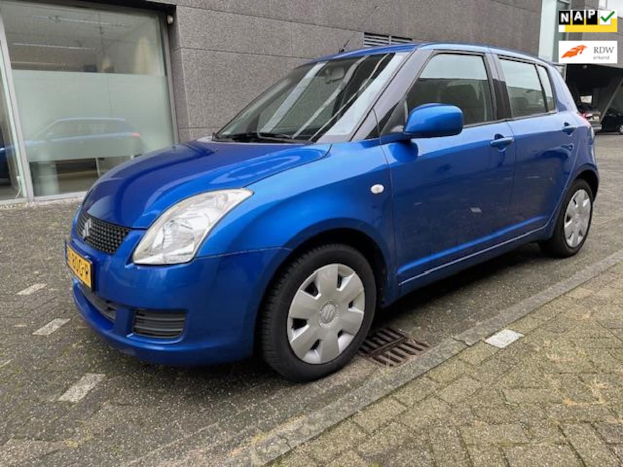 Suzuki Swift - 1.3 Base AIRCO BJ 7-2009 APK 4-2025 - AutoWereld.nl