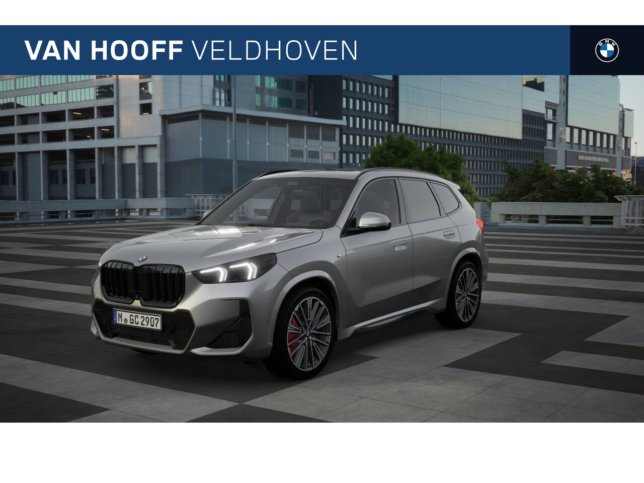 BMW X1 - sDrive20i High Executive M Sport Automaat / Panoramadak / Trekhaak / Sportstoelen / M Adap - AutoWereld.nl