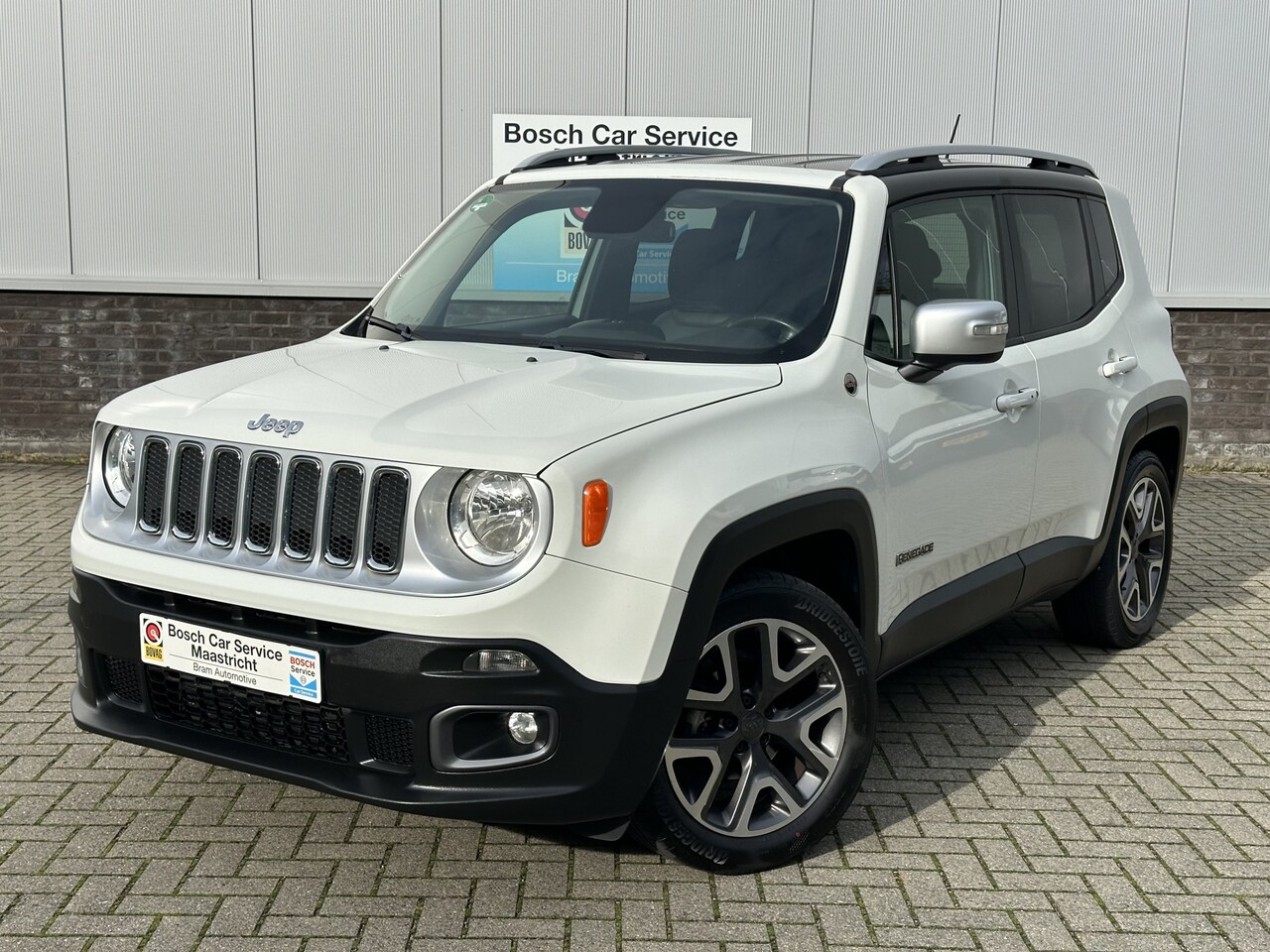 Jeep Renegade - 1.4 MultiAir LIMITED | Key-less | Leer | 18" | PDC | Climate | Garantie - AutoWereld.nl