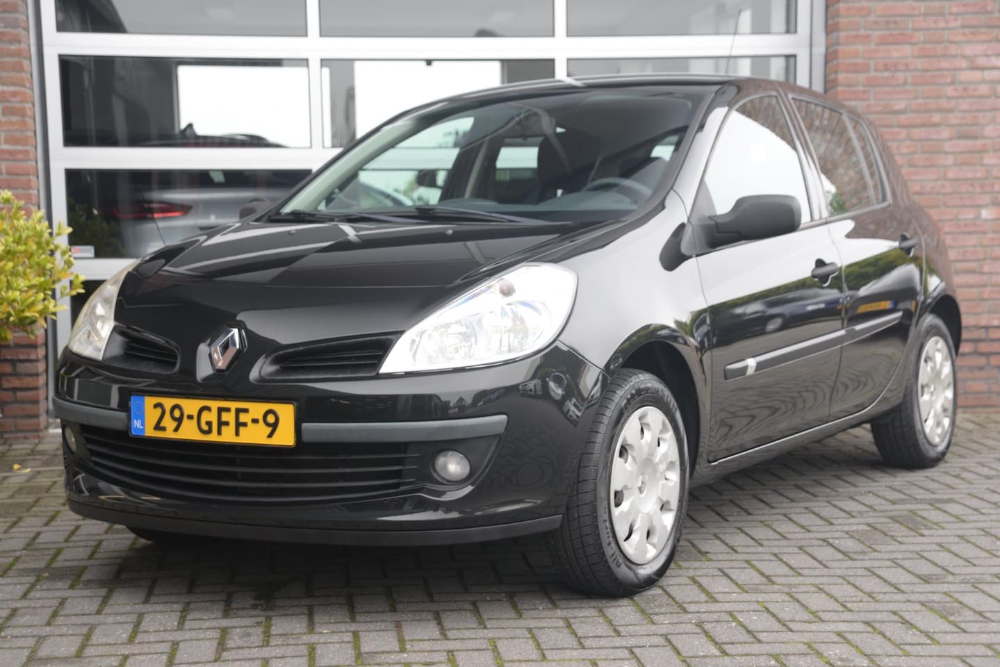 Renault Clio - 1.2-16V Special Line | 5 Deurs | Airco | - AutoWereld.nl