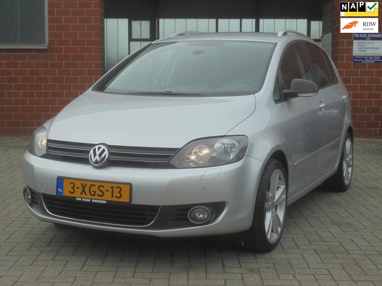 Volkswagen Golf Plus - 1.2 TSI Highline BlueMotion 1.2 TSI Highline BlueMotion, Navigatie, Clima, Cruise control, Trekhaak, Nieuwe APK, Nieuw - AutoWereld.nl