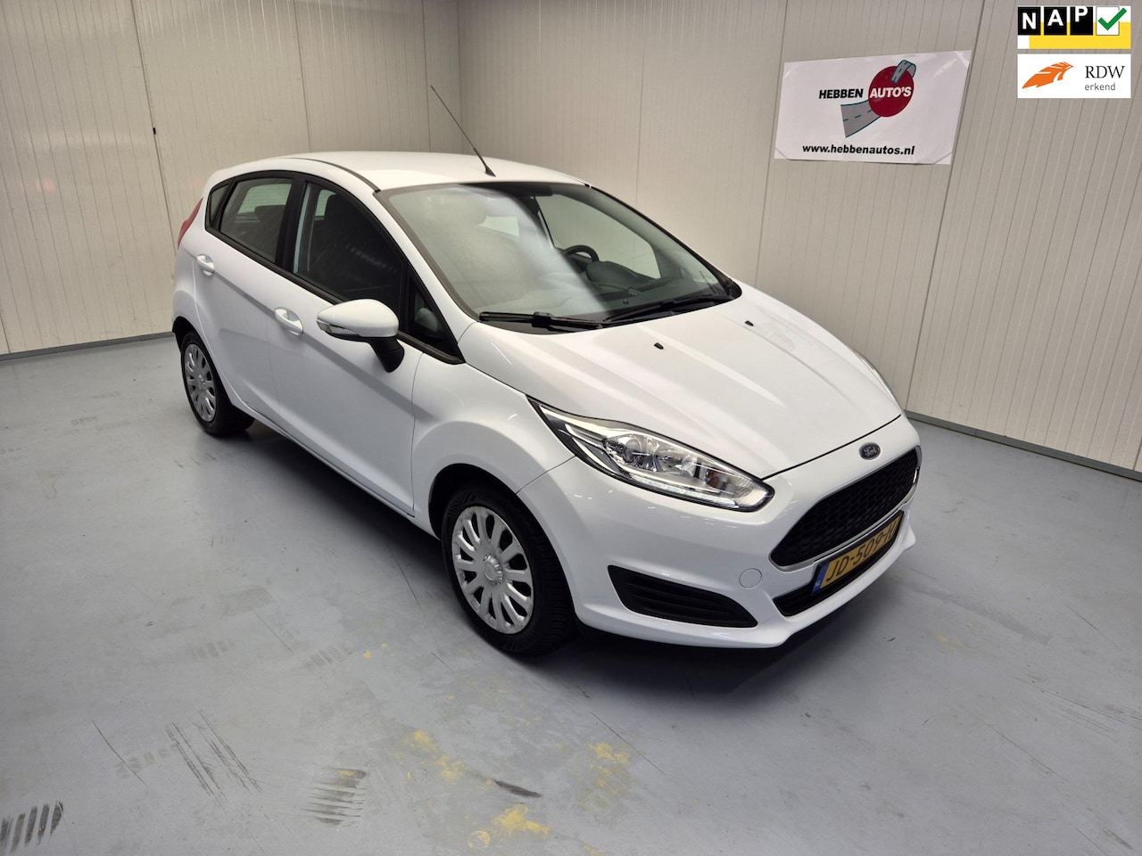 Ford Fiesta - 1.0 Style 5 Drs Navigatie Airco Cruise Control - AutoWereld.nl