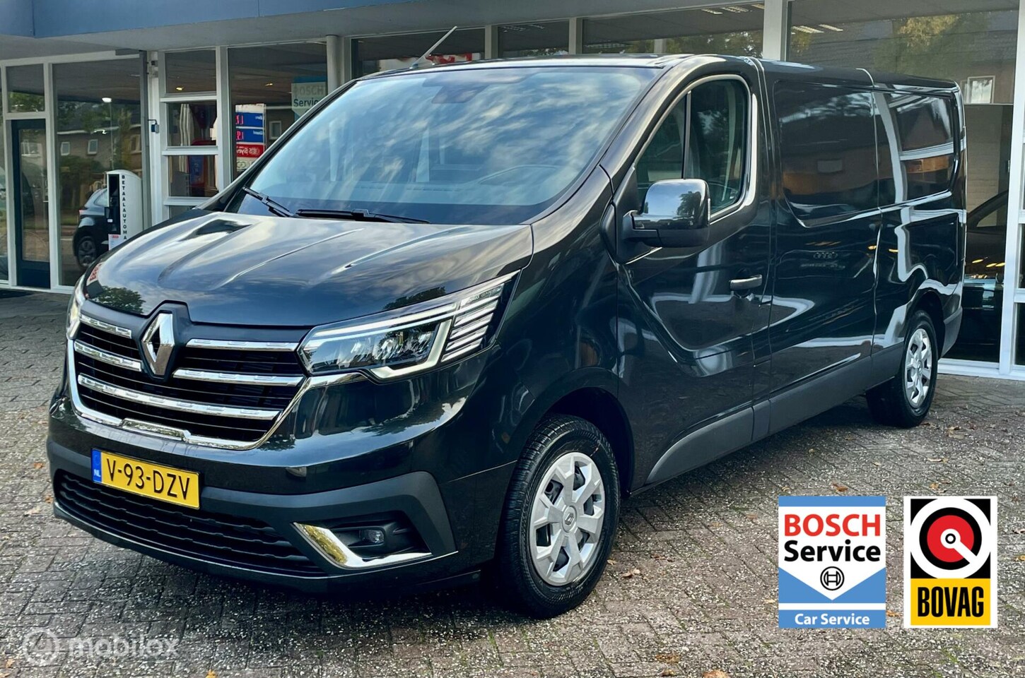 Renault Trafic - bestel 2.0 Blue dCi 130 T30 L2H1 Airco, Carplay, Pdc.. - AutoWereld.nl