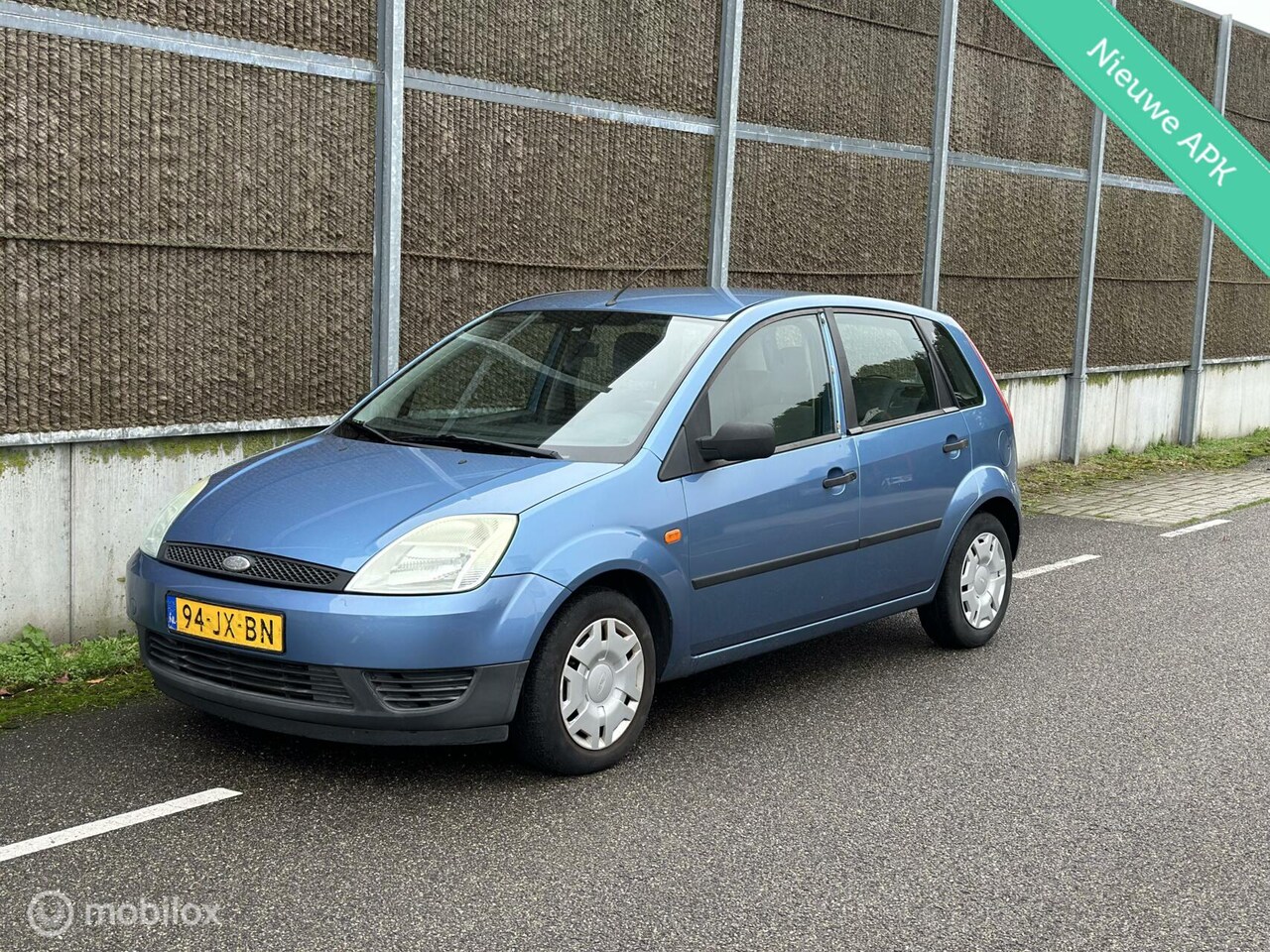 Ford Fiesta - 1.4-16V Ambiente NAP/NWEAPK/AIRCO/5DEURS - AutoWereld.nl