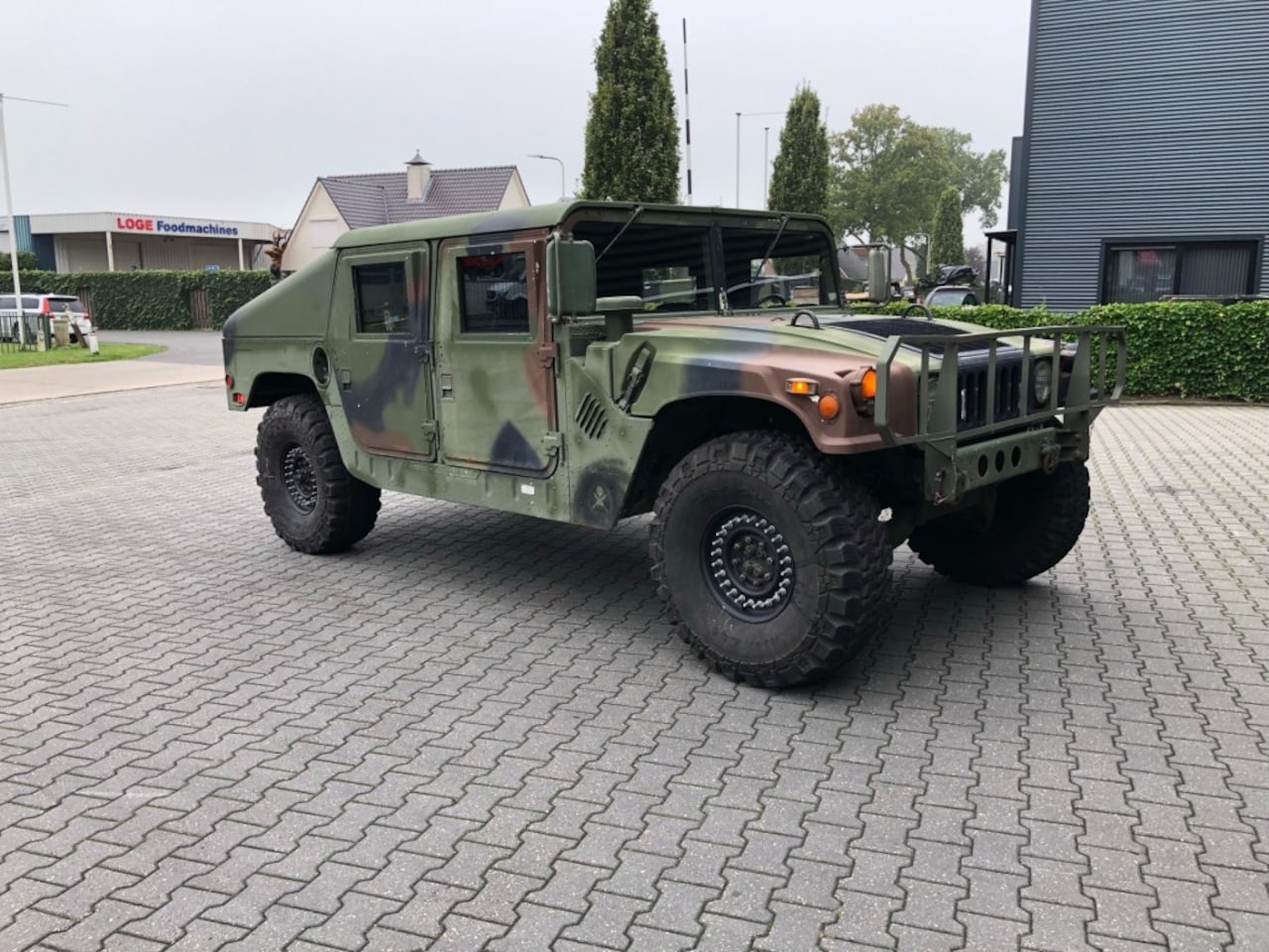 Hummer H1 - Humvee - AutoWereld.nl