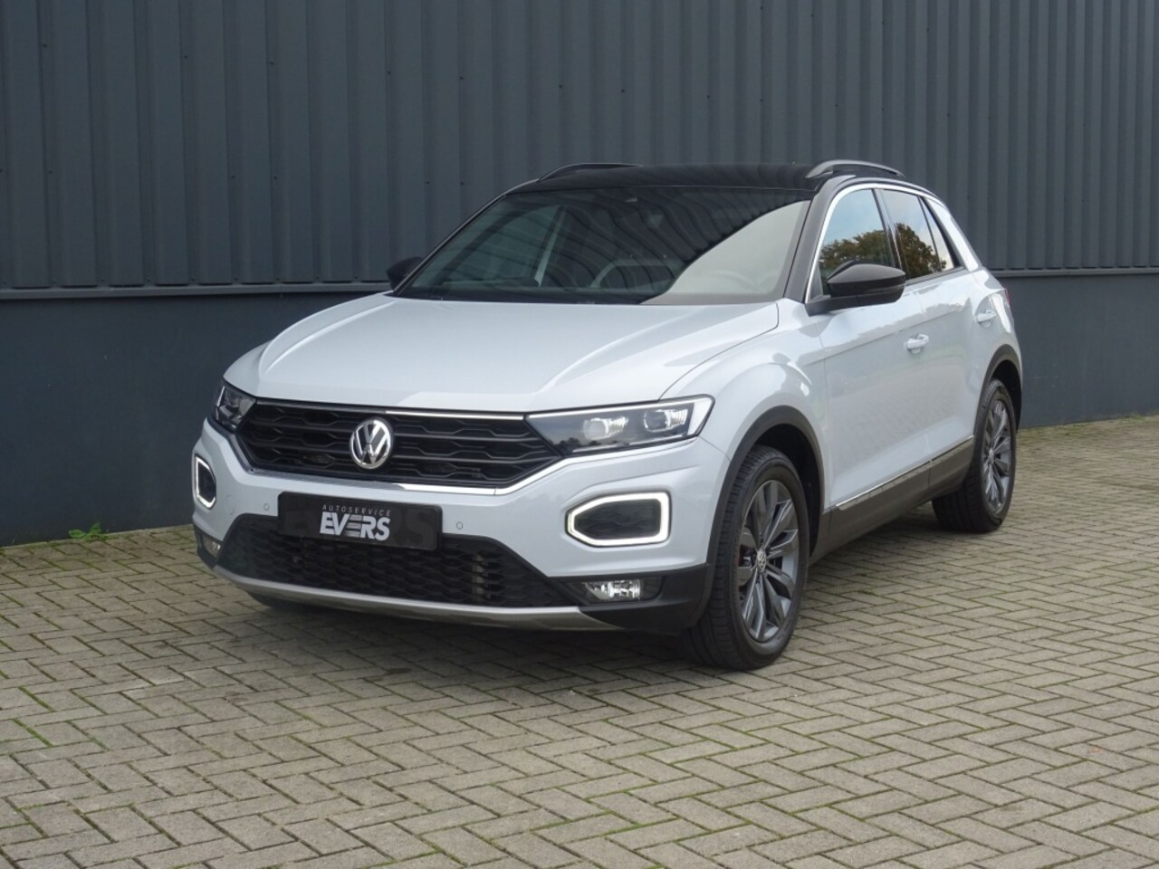 Volkswagen T-Roc - 2.0 TSI Sport 4Motion AUTM - AutoWereld.nl