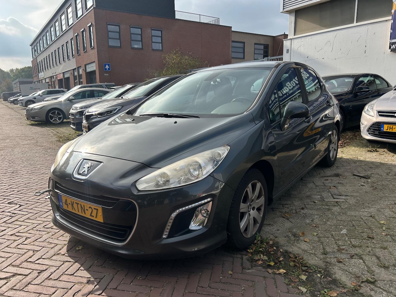 Peugeot 308 - 1.6 e-HDi Blue Lease Executive Motor Kapot - AutoWereld.nl