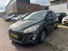 Peugeot 308 - 1.6 e-HDi Blue Lease Executive Motor Kapot