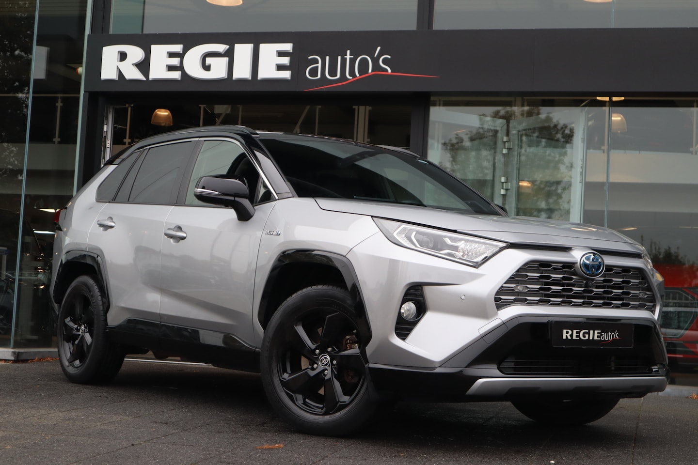 Toyota RAV4 - 2.5 Hybrid AWD Bi-Tone Navi Led - AutoWereld.nl