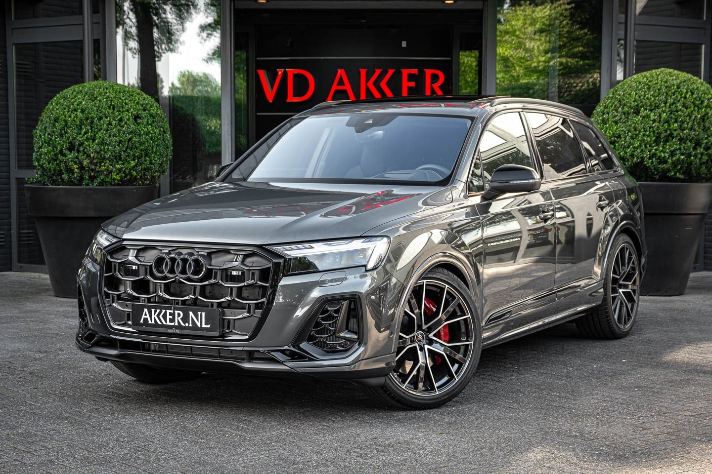 Audi Q7 - 60 TFSI E FACELIFT 4WSTURING+HEADUP+3DCAM+MASSAGE+SPORTDIFF. - AutoWereld.nl