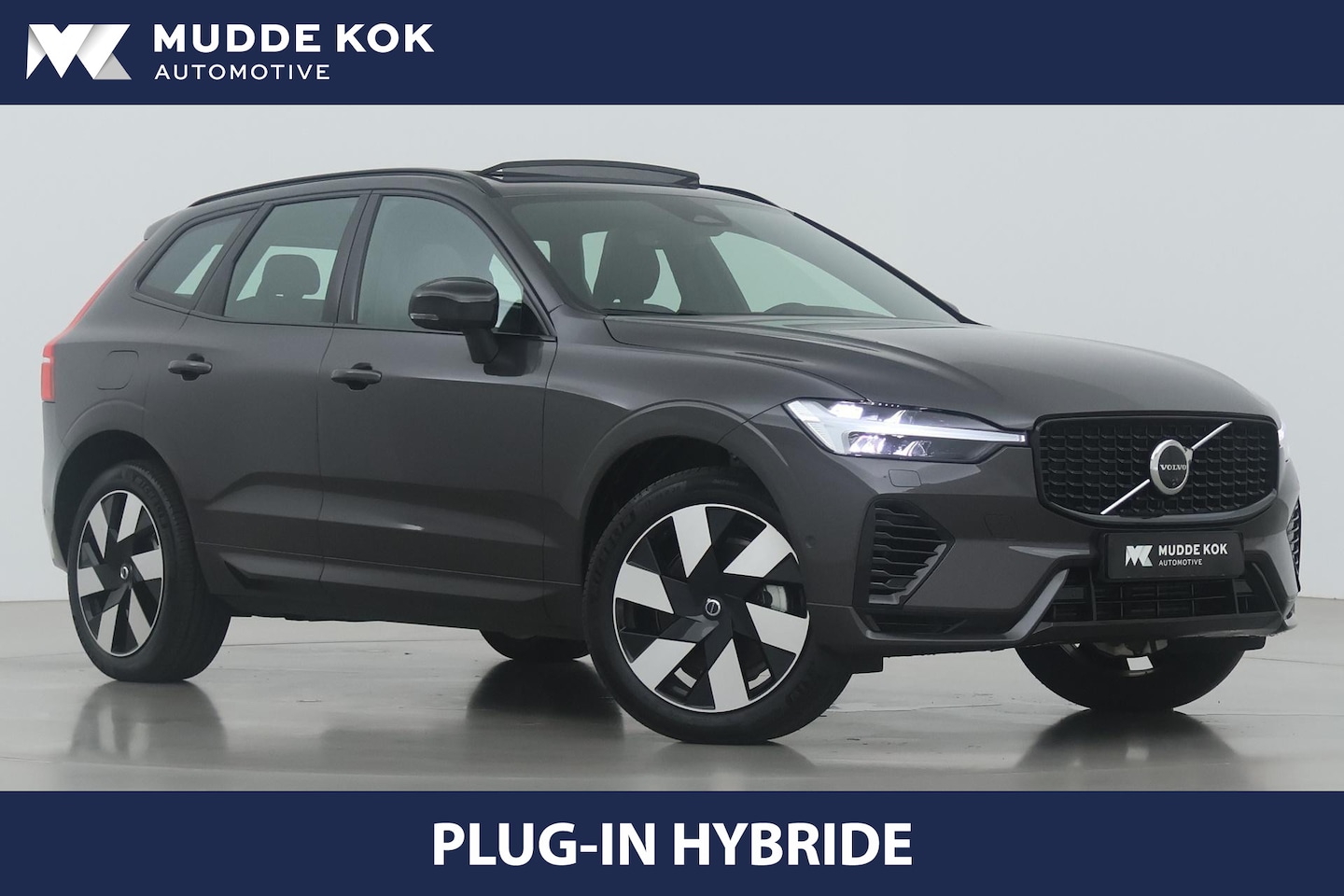 Volvo XC60 - T8 Recharge Ultimate Dark | Long Range | Panoramadak | Sportstoelen | Head-Up | harman/kar - AutoWereld.nl