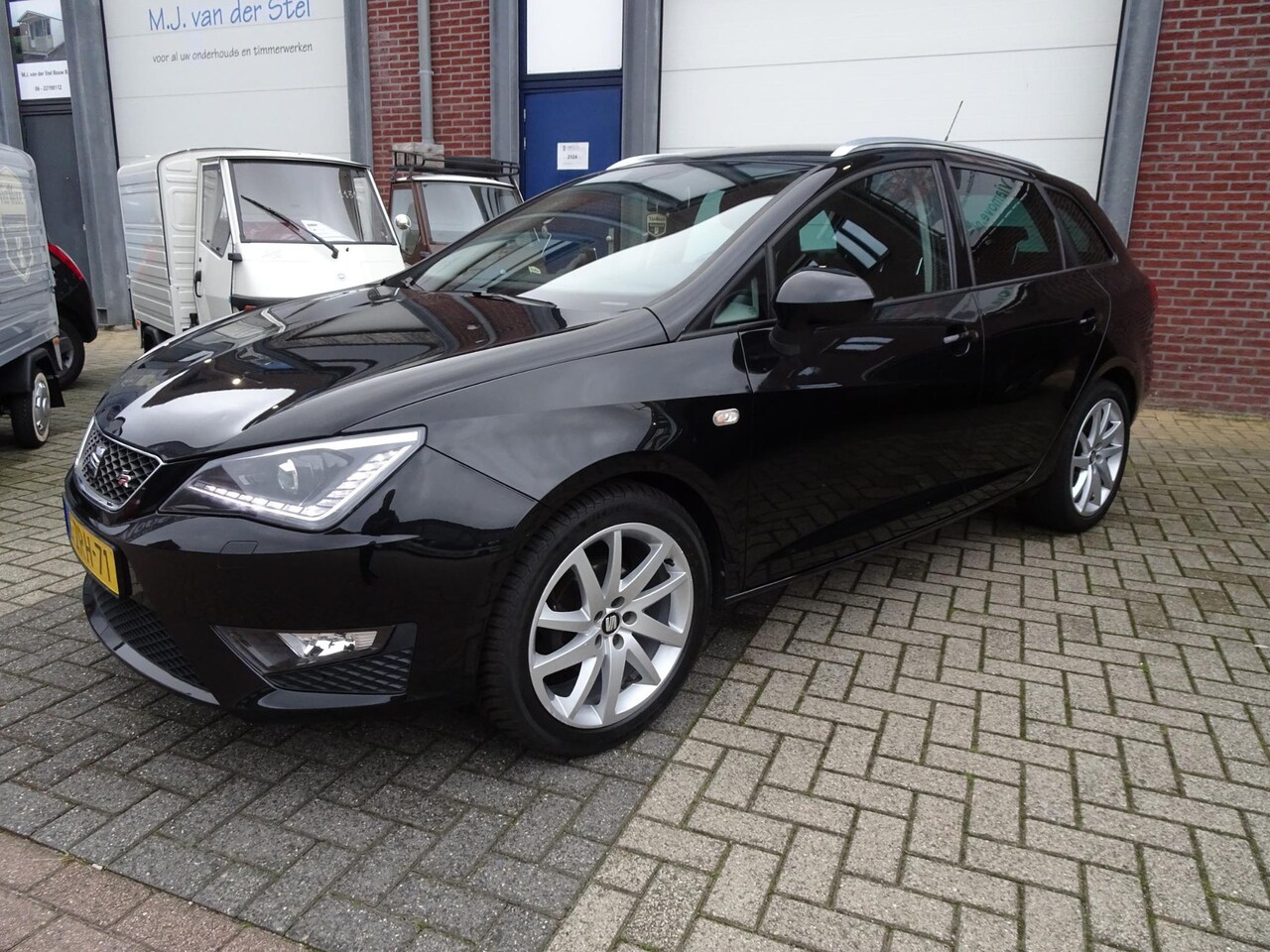 Seat Ibiza ST - 1.2 TSI FR Dynamic NAVI l 17inch l NL auto - AutoWereld.nl