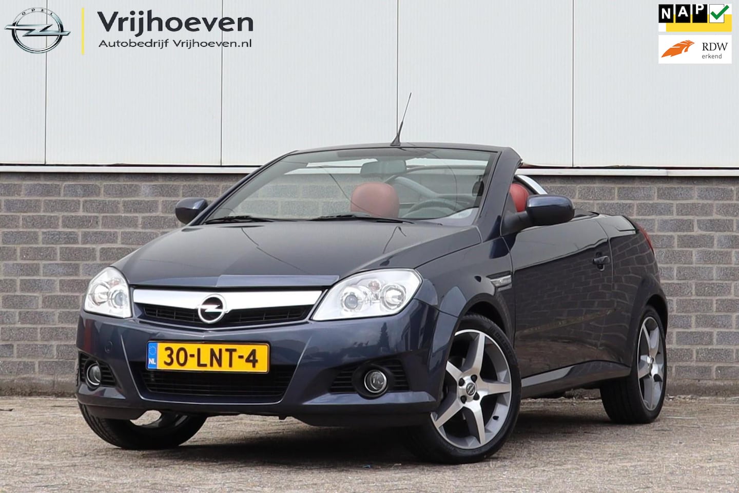 Opel Tigra TwinTop - 1.8-16V Rhythm Nieuw Staat! - AutoWereld.nl