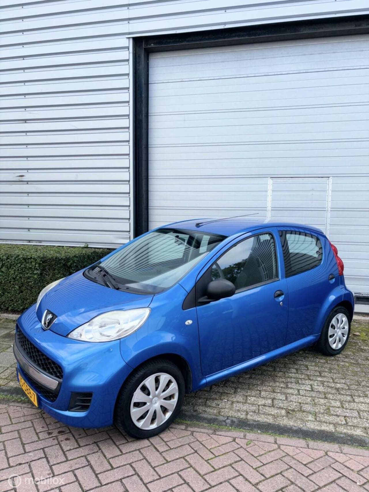 Peugeot 107 - 1.0-12V XS 1.0-12V XS - AutoWereld.nl