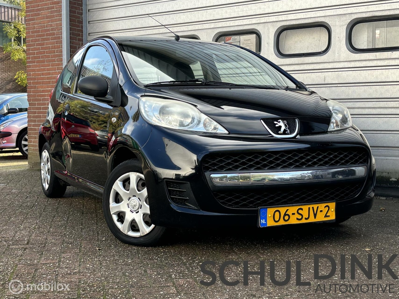 Peugeot 107 - 1.0-12V Sportium lichte schade|AIRCO|STUURBEKRACHTIGING - AutoWereld.nl