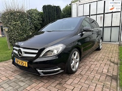 Mercedes-Benz B-klasse - 250 Prestige Pano Leder weinig kilometers