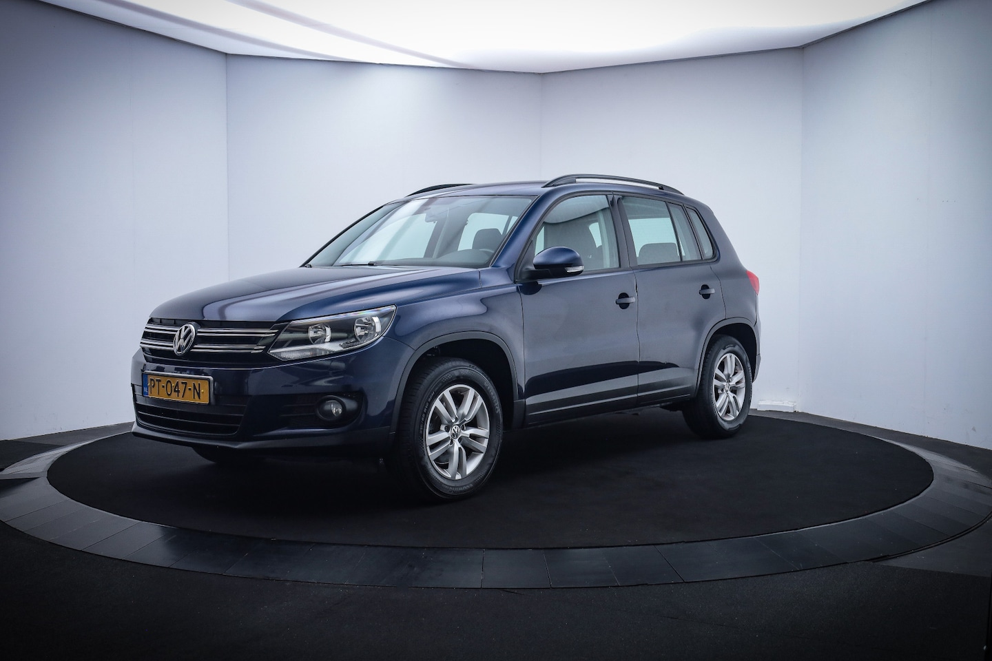 Volkswagen Tiguan - 1.4TSI Sport&Style STOELVERW./CLIMA/TREKHAAK/BLUETOOTH/LMV - AutoWereld.nl