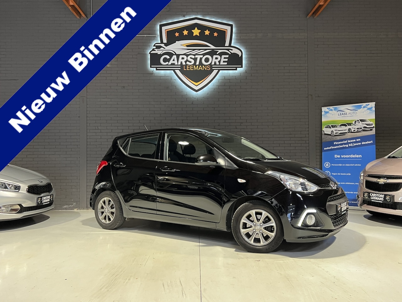 Hyundai i10 - 1.2 i-Drive Cool Airco.ElecPakket.Led.Stoelw.LMV!! - AutoWereld.nl