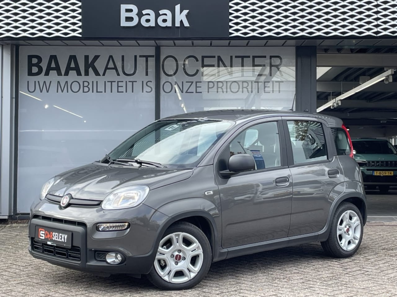 Fiat Panda - 1.0 Hybrid Urban | Airco | Stoelverwarming | Parkeersensoren - AutoWereld.nl