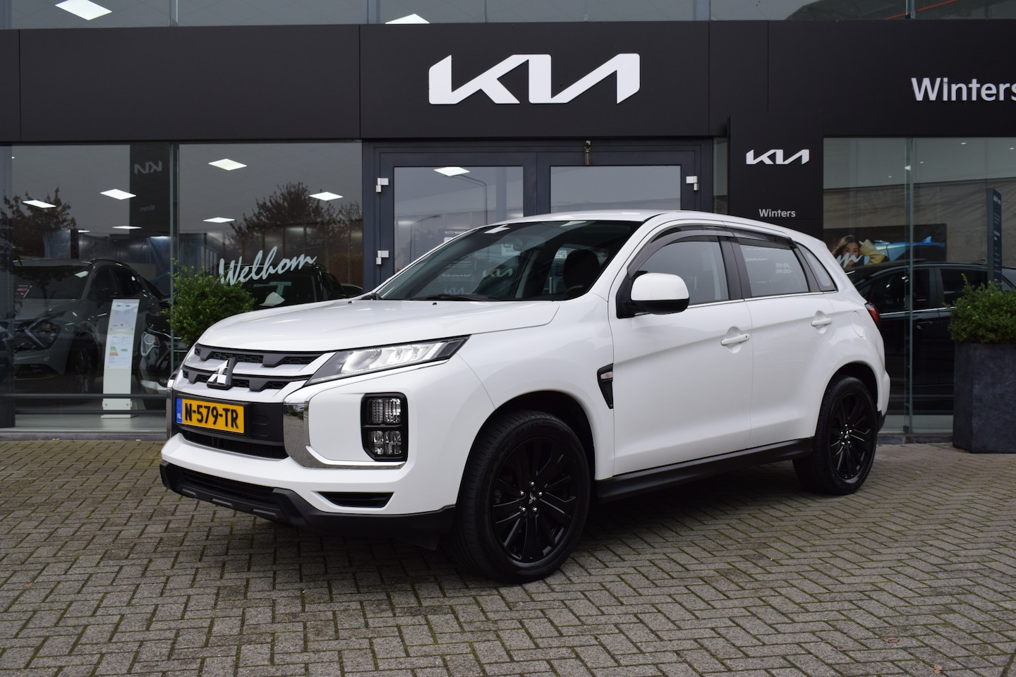 Mitsubishi ASX - 2.0i-16V Spirit CVT-Autom. ECC Cr.Control Navi+Camera+BT Stoelverw. 18"LMV Trekhaak - AutoWereld.nl