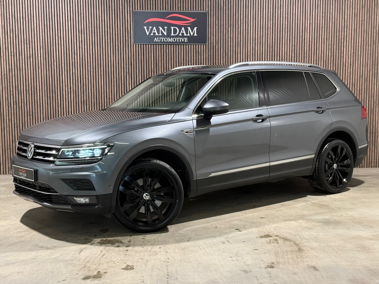 Volkswagen Tiguan Allspace - 2.0 TSI 4Motion Highline 7p. 2019 PANO LED - AutoWereld.nl