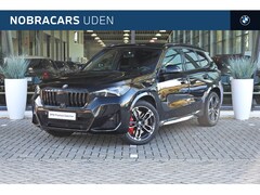 BMW X1 - sDrive18i High Executive M Sport Automaat / Panoramadak / Trekhaak / Adaptieve LED / Adapt