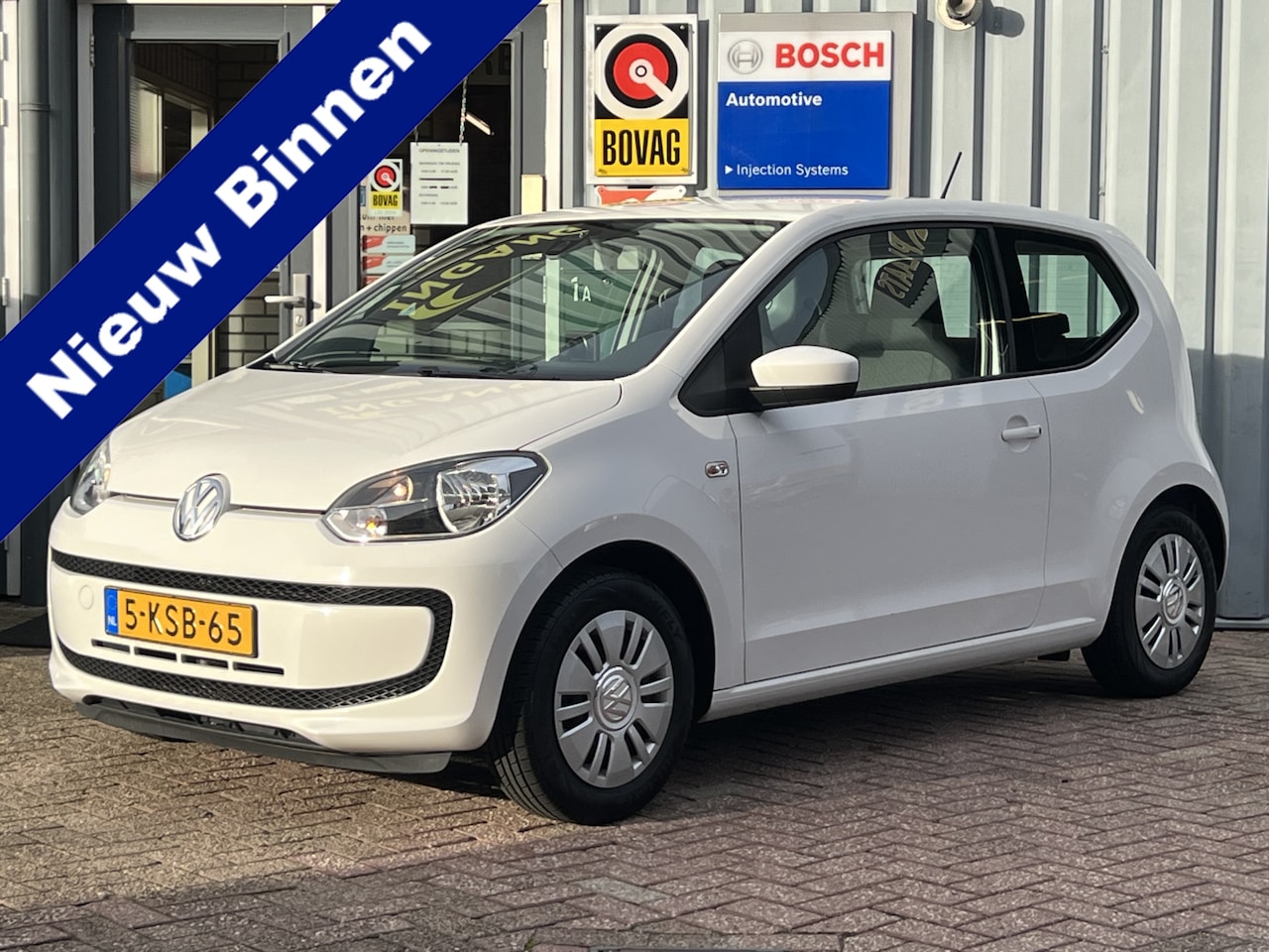 Volkswagen Up! - 1.0 move up! BlueMotion | AIRCO | NAVIGATIE | - AutoWereld.nl