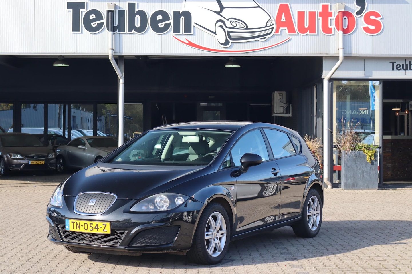 Seat Leon - 1.6 TDI Ecomotive Reference Airco, Stoelverwarming, Trekhaak - AutoWereld.nl