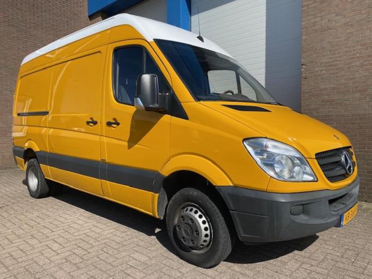 Mercedes-Benz Sprinter - 516 2.2 CDI 366 HD DC Automaat Airco Dubbel Lucht L2H2 Nieuwstaat! 1e eigenaar - AutoWereld.nl