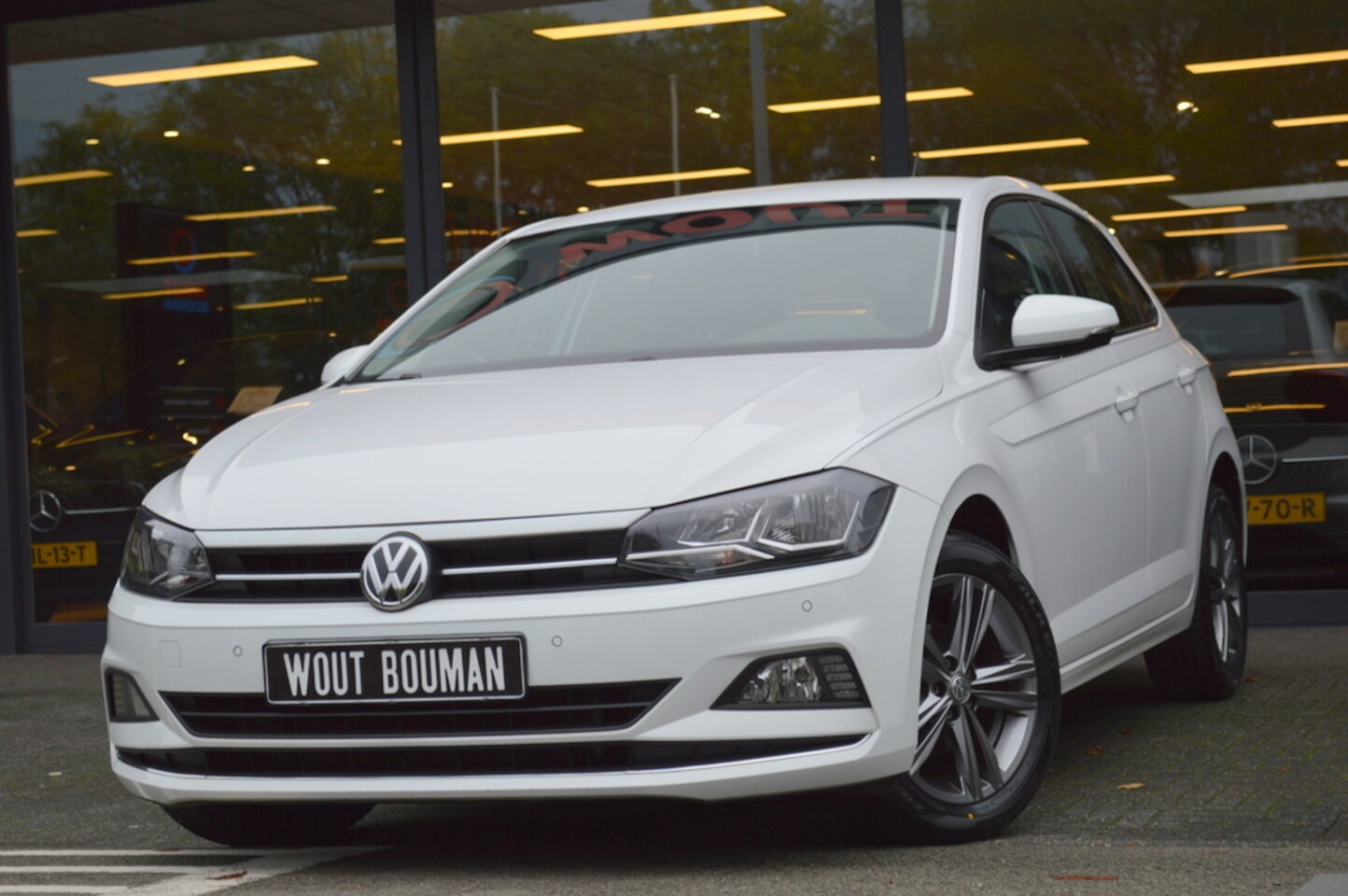 Volkswagen Polo - 1.0 TSI Highline Navi Clima Acc CarPlay Pdc - AutoWereld.nl