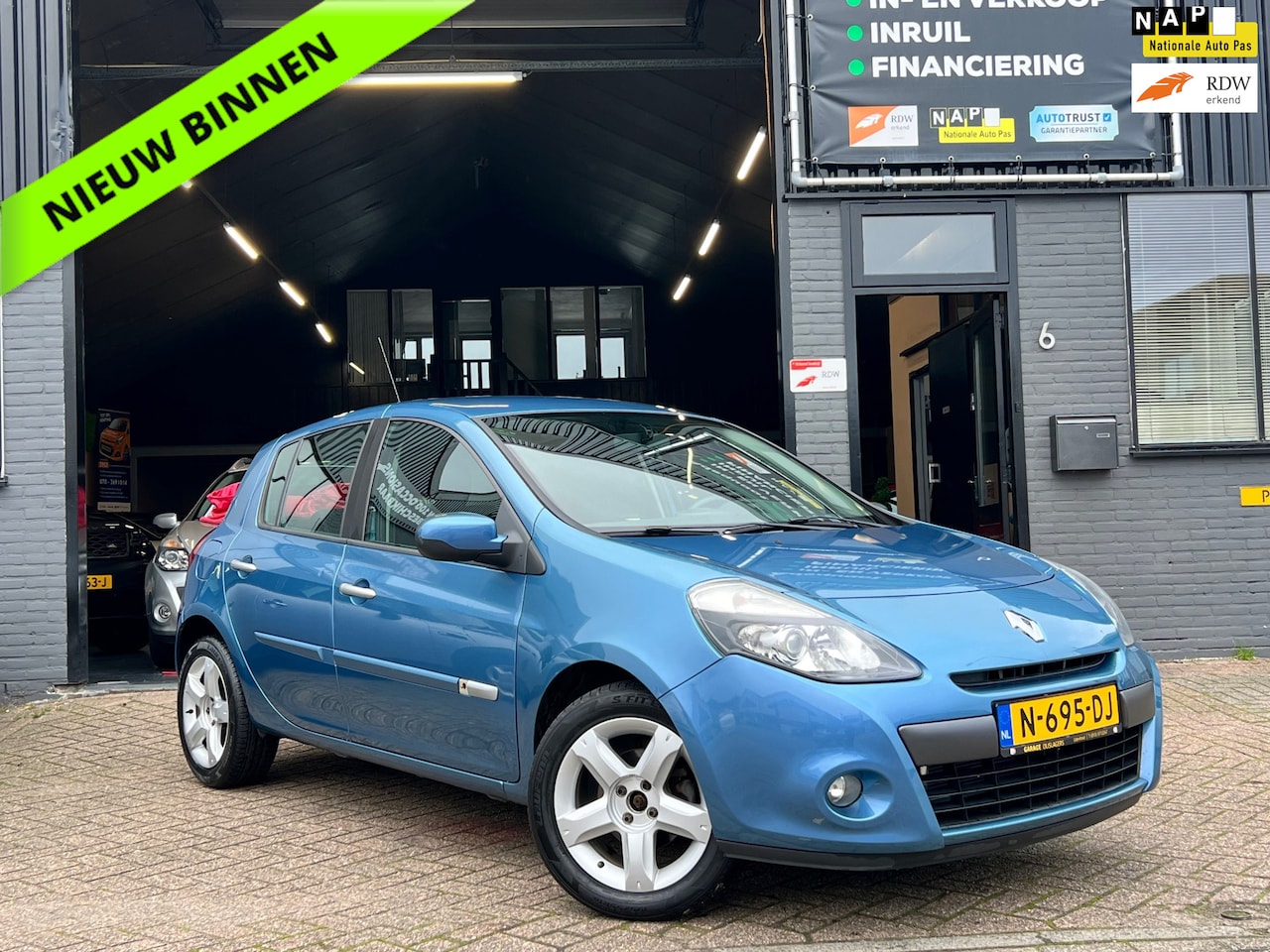 Renault Clio - 1.2 Collection|Airco|5 Deuren|Elektrische ramen - AutoWereld.nl